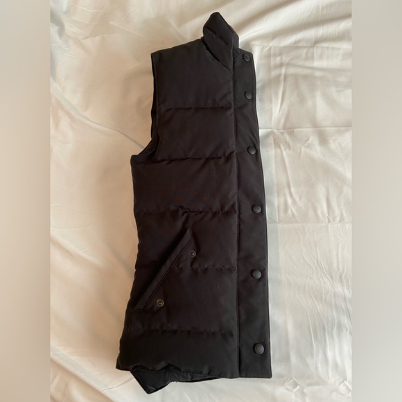 Canada Goose Freestyle Vest XS NWOT - Picture 7 of 13